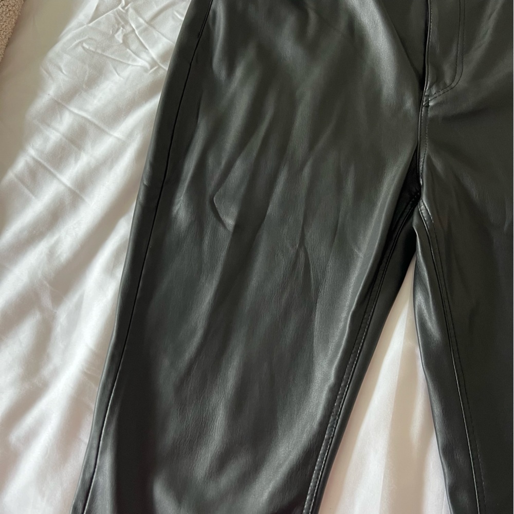 🌸Zara Faux Leather Pants - Picture 4 of 9